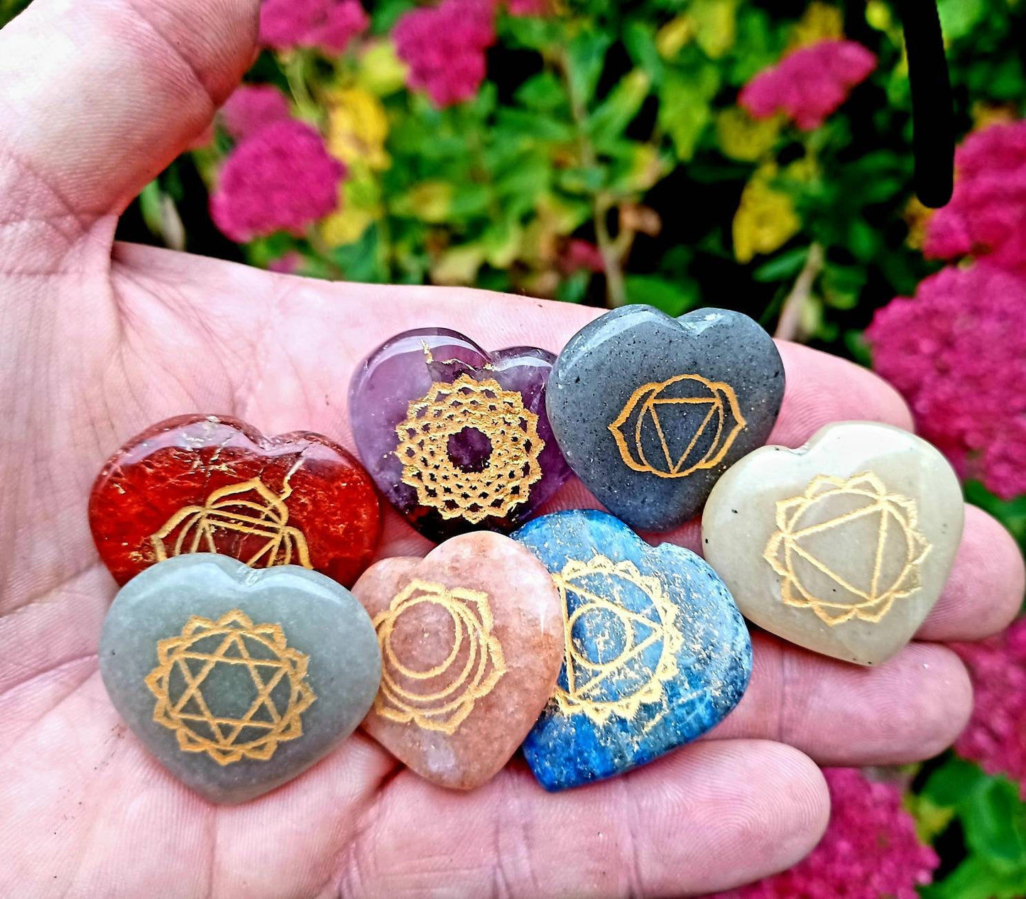 7 chakra stones set stone Guide and bag , hand carved, heart/ oval shaped