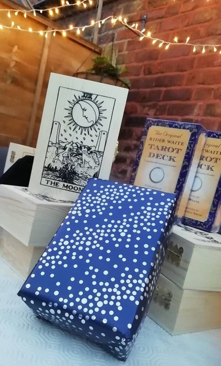 Vintage Tarot cards tarot Deck. The tarot cards  gift set , 78 Cards + bag tarot cards with book  +Handcrafted box christmas