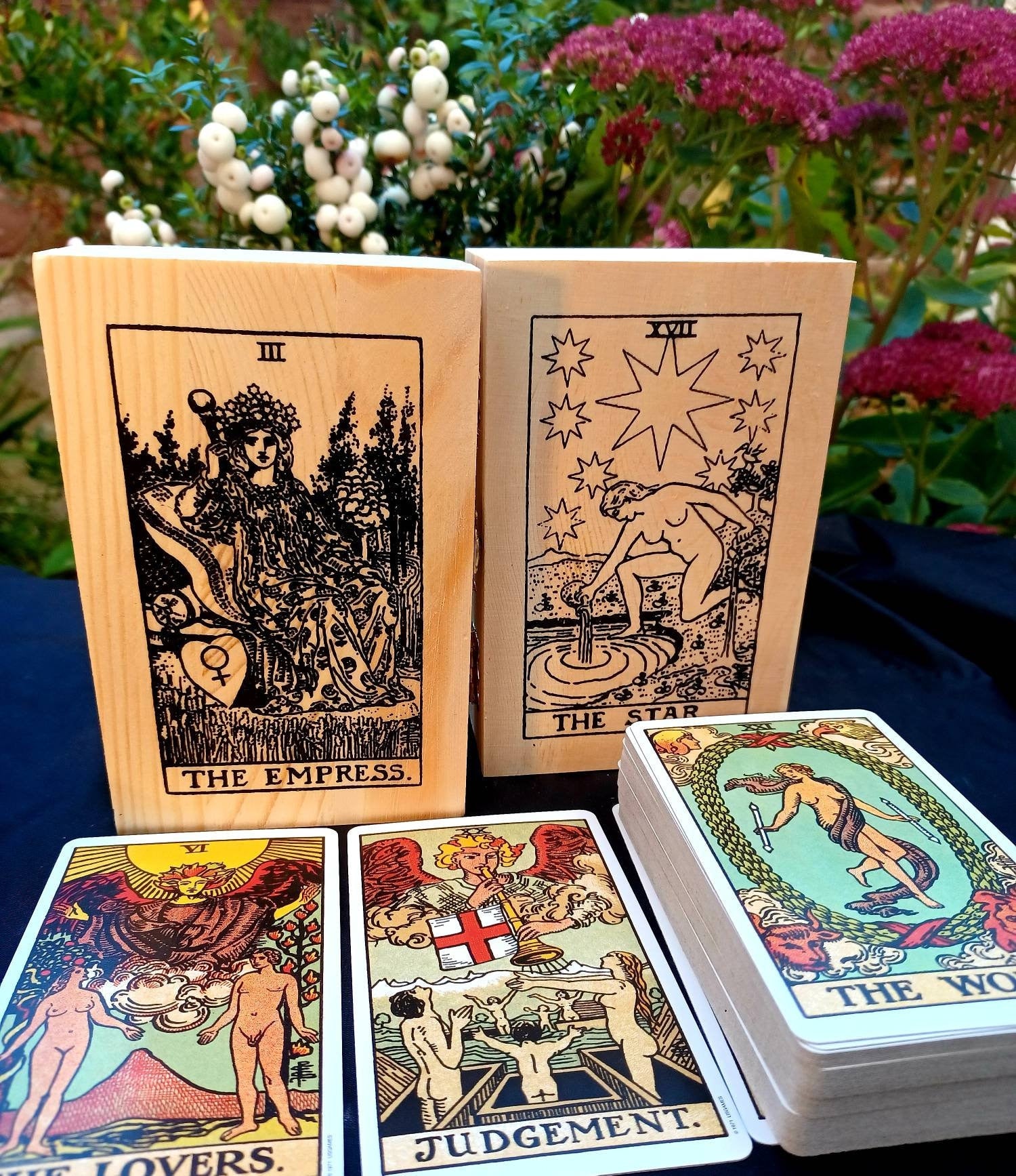 Vintage Tarot cards tarot Deck. The tarot cards  gift set , 78 Cards + bag tarot cards with book  +Handcrafted box christmas