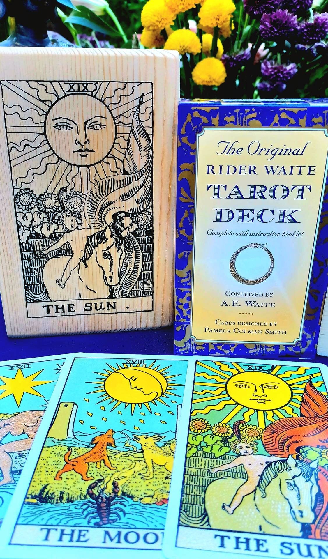 Vintage Tarot cards tarot Deck. The tarot cards  gift set , 78 Cards + bag tarot cards with book  +Handcrafted box christmas