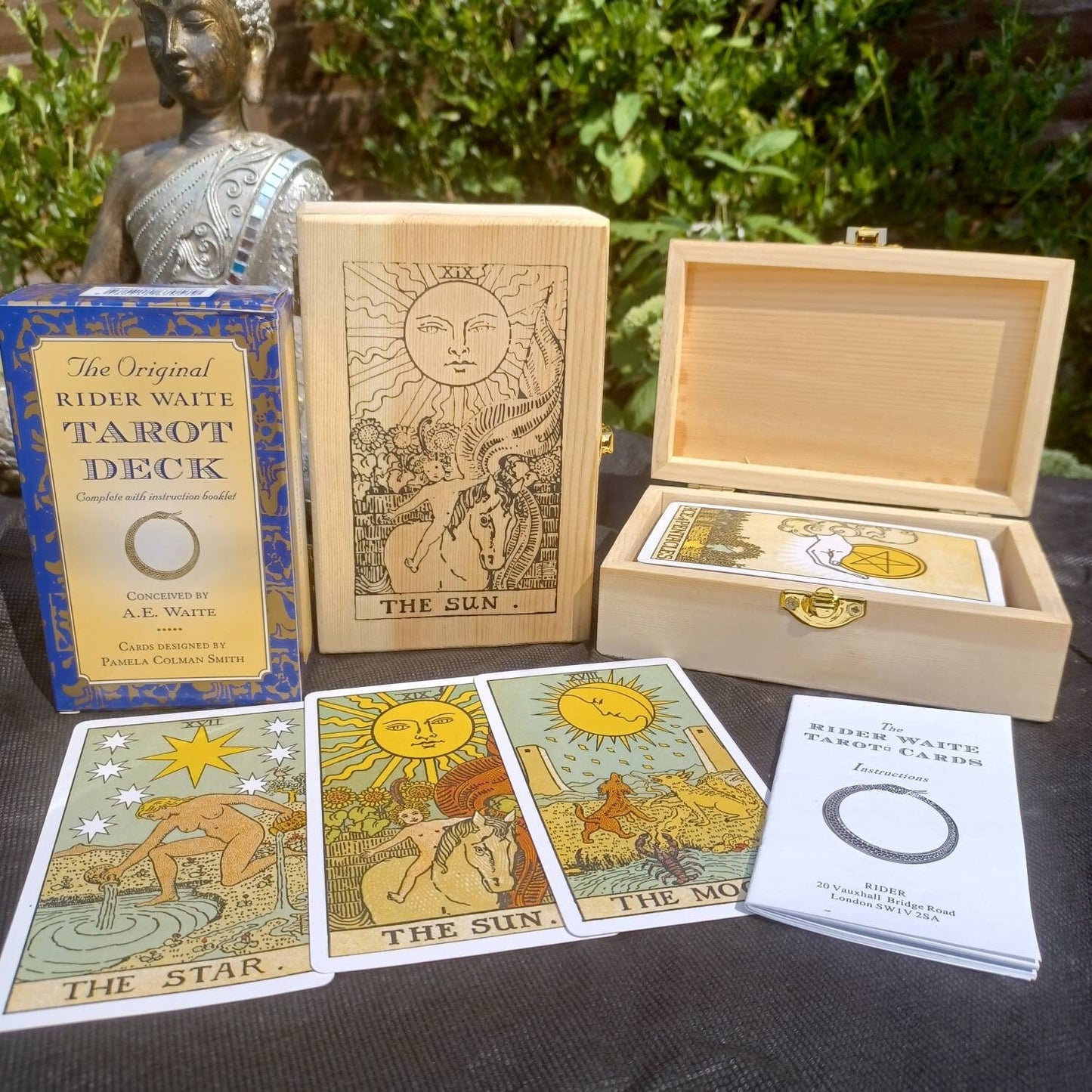 Vintage Tarot cards tarot Deck. The tarot cards  gift set , 78 Cards + bag tarot cards with book  +Handcrafted box christmas